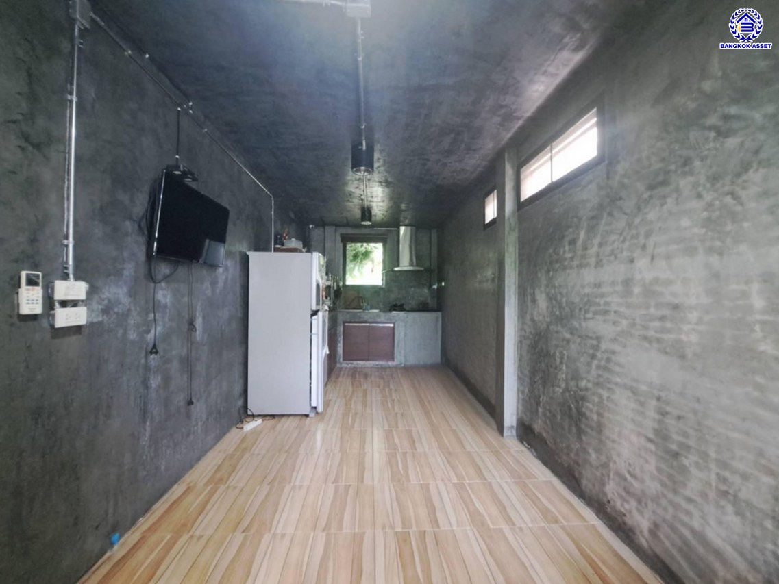 บ้านเดี่ยวมือสองนนทบุรี โครงการ อินนิซิโอ ปิ่นเกล้า-วงแหวน เนื้อที่ 50.40 ตร.ว. พื้นที่ใช้สอย 167 ตร.ม. ฟังก์ชัน 3 ห้องนอน 2 ห้องน้ำ 2 ที่จอดรถ พร้อมของแถมอีกหลายรายการ บนทำเลเดินทางสะดวก เชื่อมต่อทั้งปิ่นเกล้า-ศาลายา ใกล้เซ็นทรัลเวสต์เกต รถไฟฟ้าสายสีม่วง "สถานีตลาดบางใหญ่" และทางด่วน "กาญจนาภิเษก"