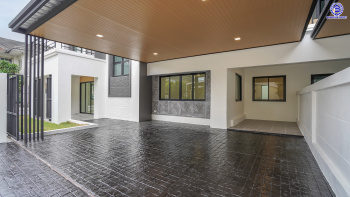 บ้านมือสองตกแต่งใหม่ โครงการ เพชรวัฒนะ เลียบคลองประปา หลังมุม บนทำเลเชื่อมต่อแจ้งวัฒนะ, ถนนศรีสมาน, ถนนสรงประภา เดินทางสะดวก ใกล้ทางด่วน "อุตราภิมุข" และรถไฟฟ้าสายสีชมพู "สถานีศรีรัช" เนื้อที่ 50 ตร.ว. พื้นที่ใช้สอย 232.51 ตร.ม. พร้อมฟังก์ชัน 4 ห้องนอน 3 ห้องน้ำ จอดรถได้ 2 คัน ...