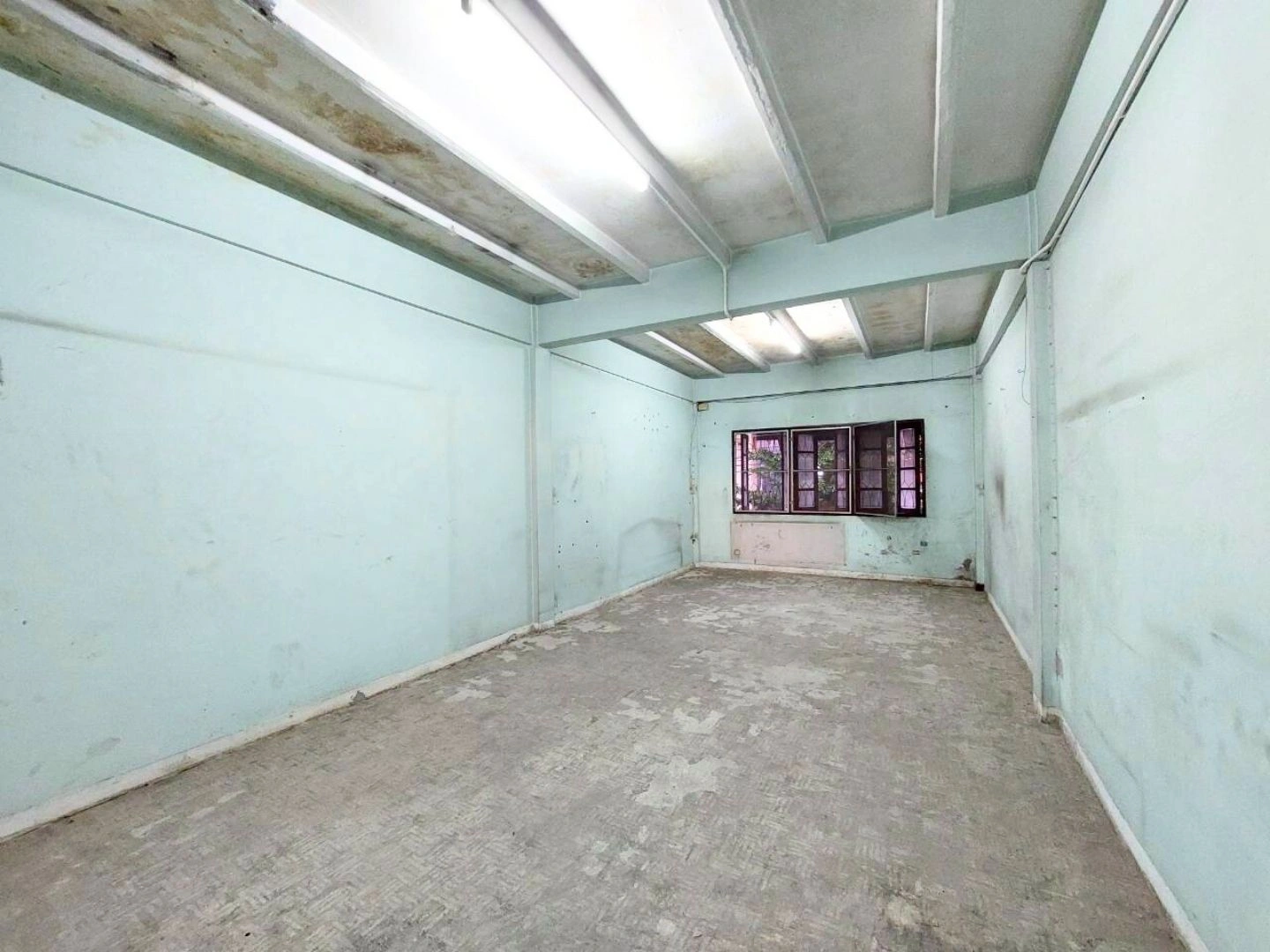 ให้เช่าตึก 2 คูหา (ตีทะลุชั้น 1 และชั้นลอย) หมู่บ้านธนินทร ติดถนนวิภาวดี ใกล้ดอนเมือง ทำเลศักยภาพที่รถสัญจรผ่านตลอดวัน