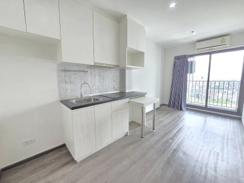 ขายคอนโด Rich Park @ Triple Station ชั้น 30 ใกล้ MRT หัวหมาก ราคา 2.69 ล้าน