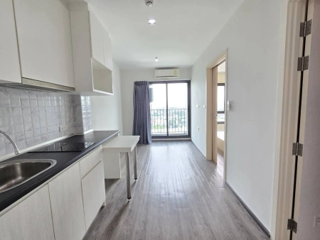 ขายคอนโด Rich Park @ Triple Station ชั้น 30 ใกล้ MRT หัวหมาก ราคา 2.69 ล้าน