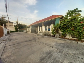 ขายที่ดิน แถมโรงรถและสนามหญ้า รามอินทรา ซอยมัยลาภ (แปลงมุม)