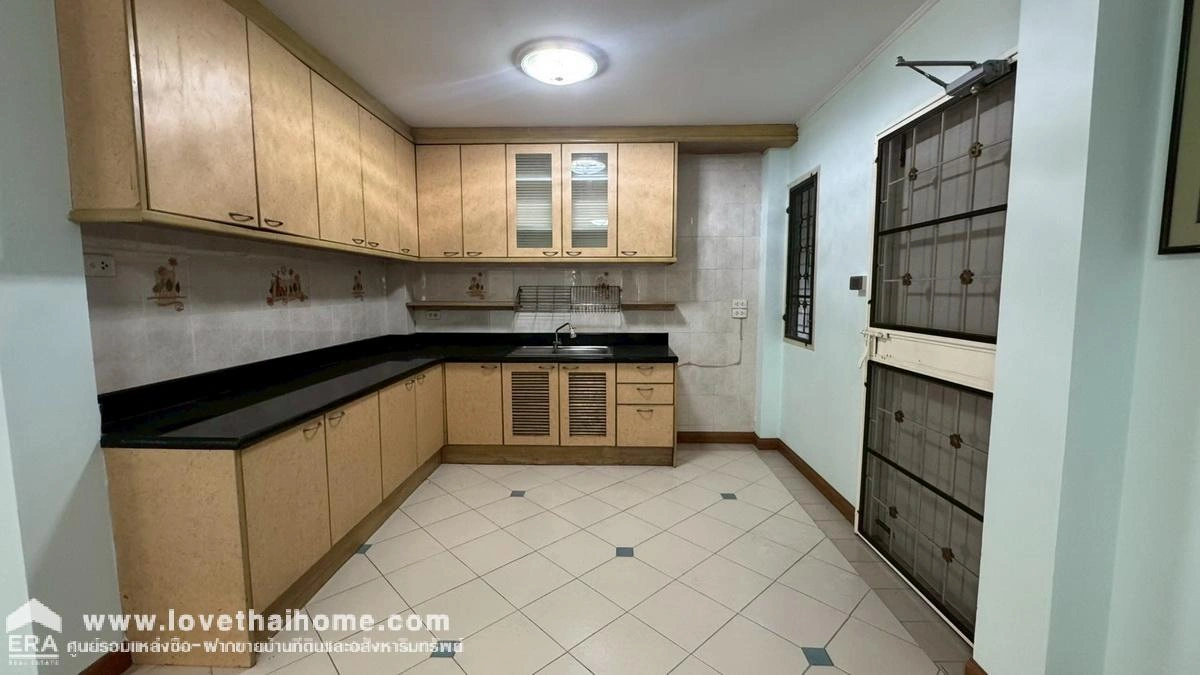 ขายบ้านเดี่ยว 2 ชั้น หมู่บ้านพาร์คเวย์โฮม ถนนราษฎร์พัฒนา ซอย22 พื้นที่ 50.1 ตรว. ราคาถูกที่สุดในโครงการนั้นแล้ว หลังริมพร้อมอยู่