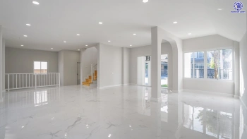 บ้านมือสองตกแต่งใหม่ โครงการ ปริญญดา เกษตร-นวมินทร์ แจ่มจันทร์ หลังมุม เนื้อที่ 58.30 ตร.ว. พื้นที่ใช้สอย 209.58 ตร.ม. ฟังก์ชัน 3 ห้องนอน 3 ห้องน้ำ 2 ที่จอดรถ บ้านทำเลเมือง การเดินทางสะดวกเชื่อมต่อถนนประเสริฐมนูกิจ ถนนรามอินทรา ถนนพหลโยธิน ใกล้เซ็นทรัล อีสต์วิลล์ โรงเรียนเลิศหล้า และใกล้จุดขึ้นทางด่