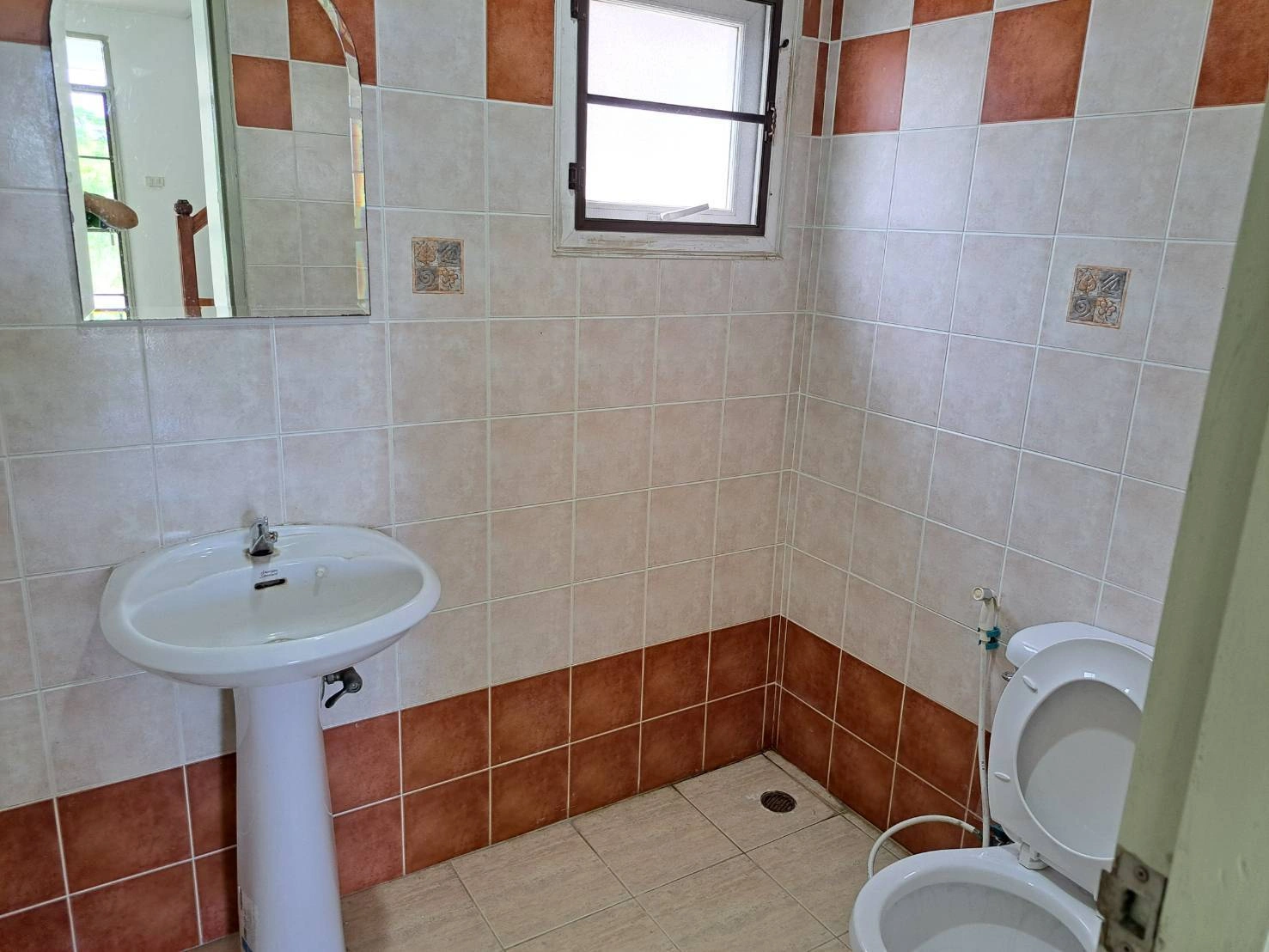 ขายบ้านเดี่ยว 2 ชั้น สินธนา กรีนวิลล์ เฟส 2 นวมินทร์ 50 ทำเลทอง ใกล้เดอะมอลล์บางกะปิ