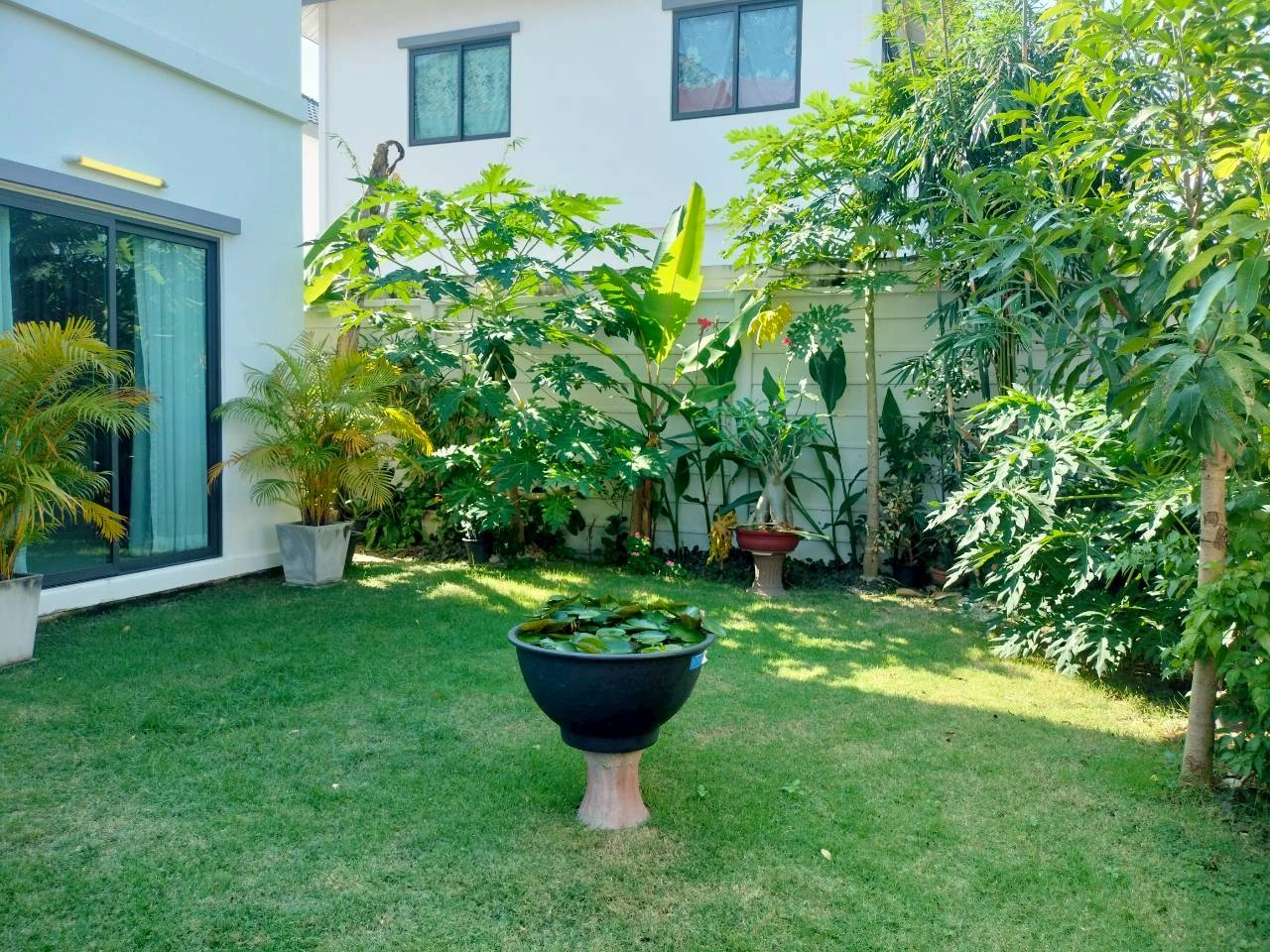 🚩ให้เช่า 🏡บ้านแฝด หลังริม 👉โมดิ วิลล่า บางนา ในบางเสาธง, สมุทรปราการ บ้านสวย พร้อมอยู่👈