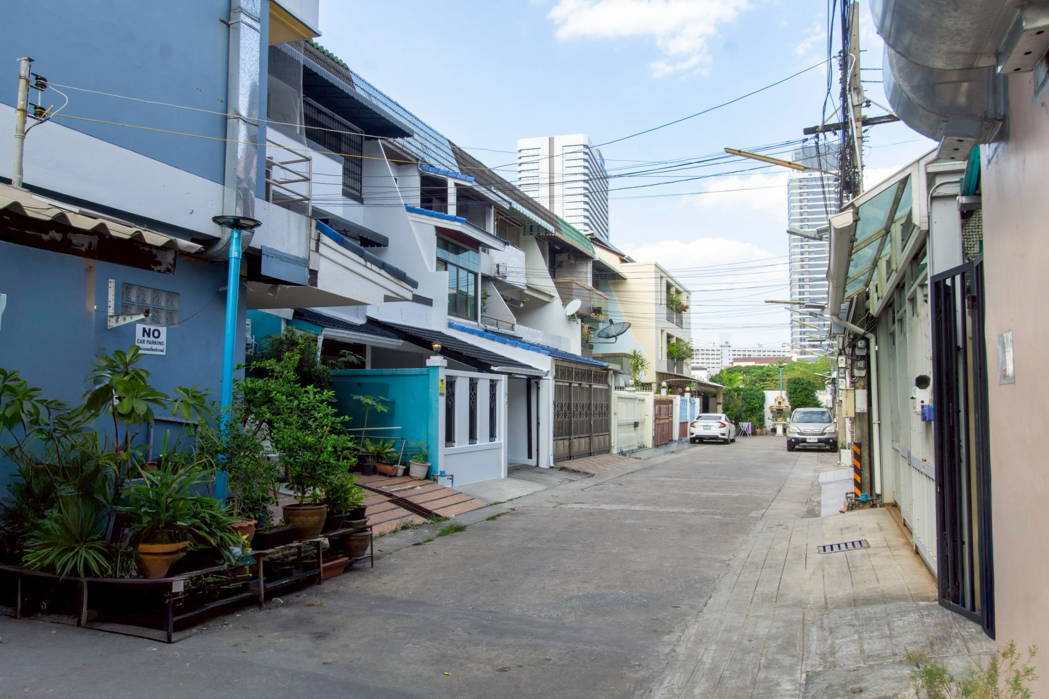 บ้านทาวน์โฮม 3 ชั้นบน “ทำเลที่หาไม่ได้แล้ว” กลางสาทร-เย็นอากาศ-พระราม 4 ซอยศรีบำเพ็ญ