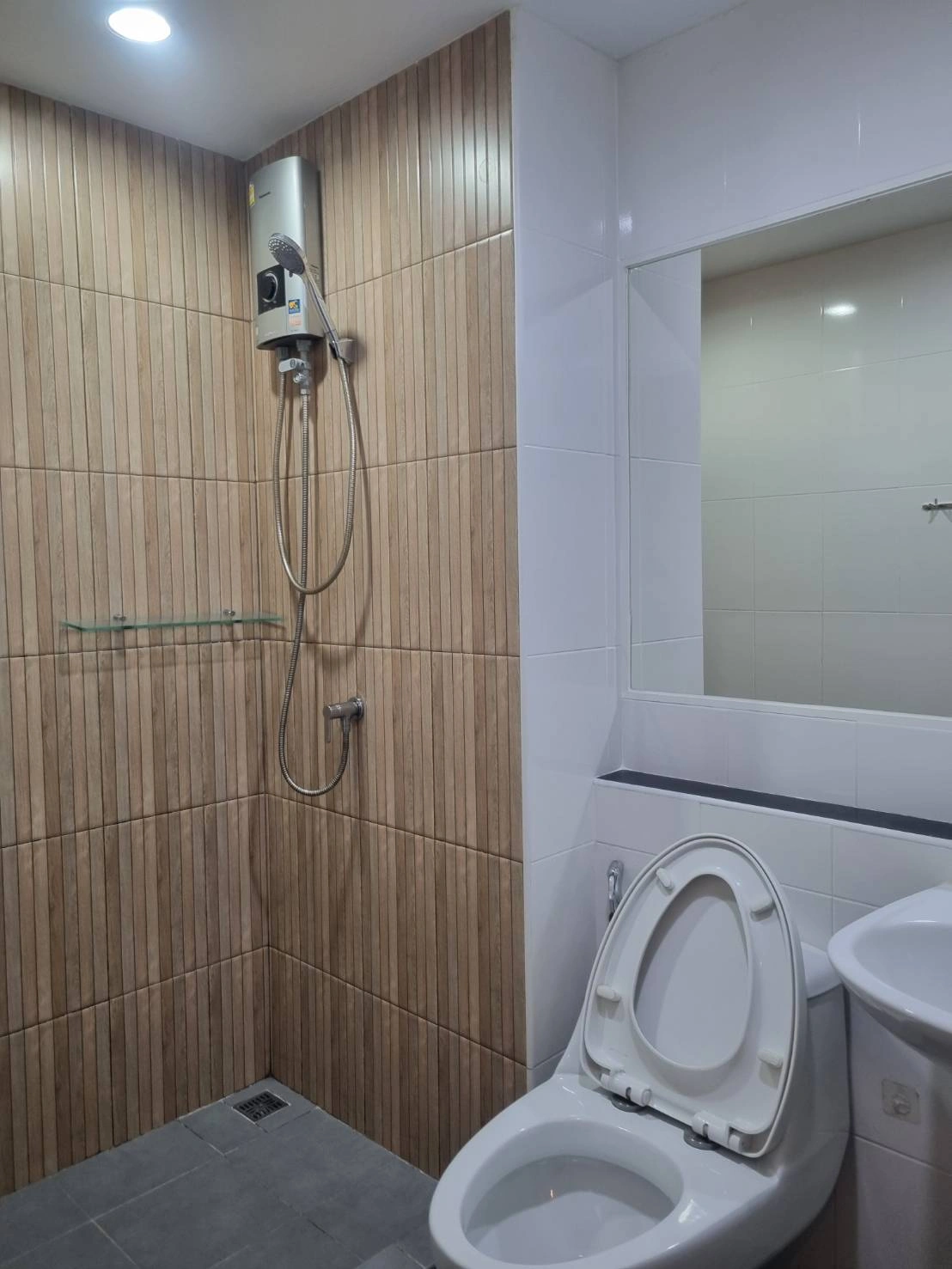 ขายคอนโดยู ทรี คอนโด @ แยกเกษตร อาคาร B ชั้น 5 ใกล้BTS เสนานิคม ซ.พหลโยธิน 34 แยก 11 - 6 จตุจักร กรุงเทพฯ