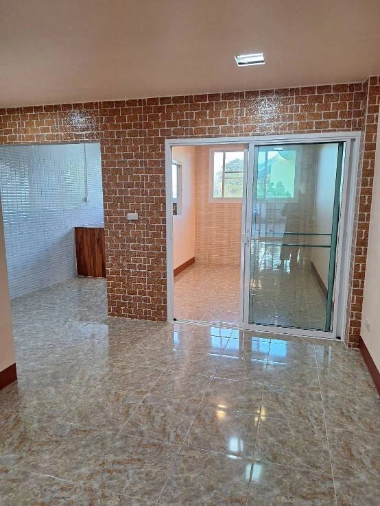 ขายบ้านทาวน์เฮ้าส์ รีโนเวทใหม่ หมู่บ้านบุราพันธ์ หนองจอก