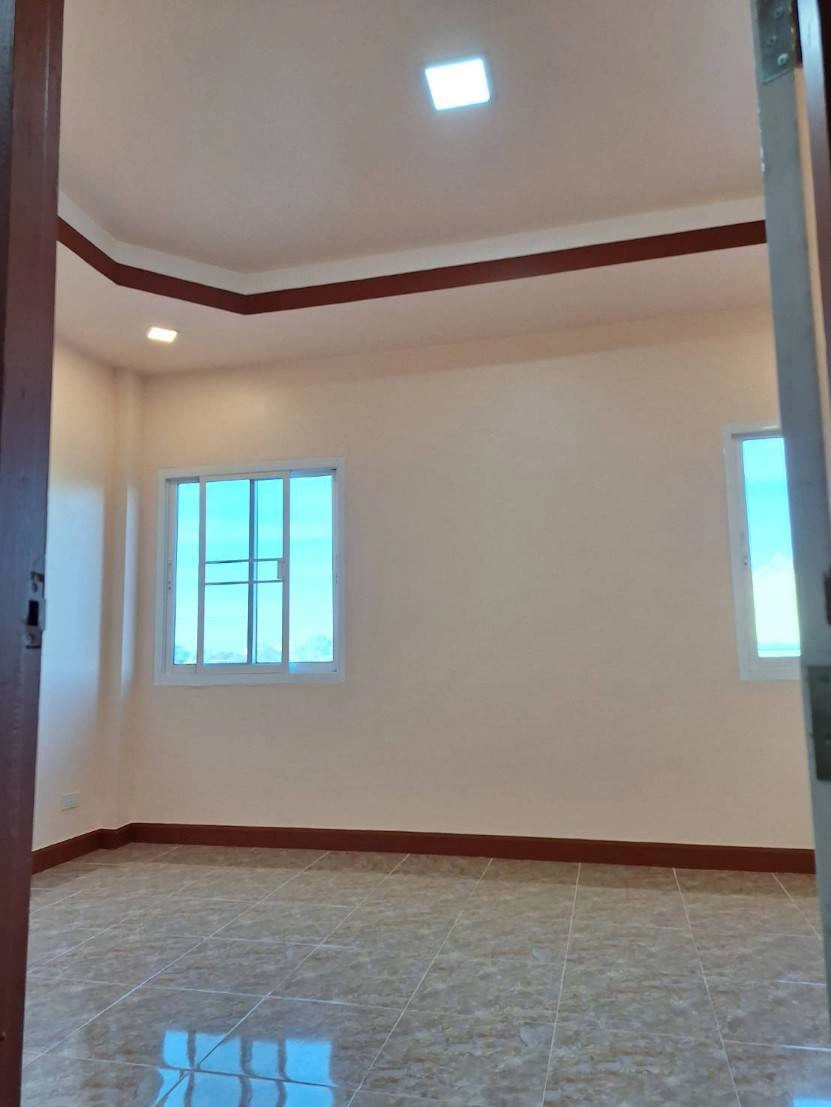 ขายบ้านทาวน์เฮ้าส์ รีโนเวทใหม่ หมู่บ้านบุราพันธ์ หนองจอก