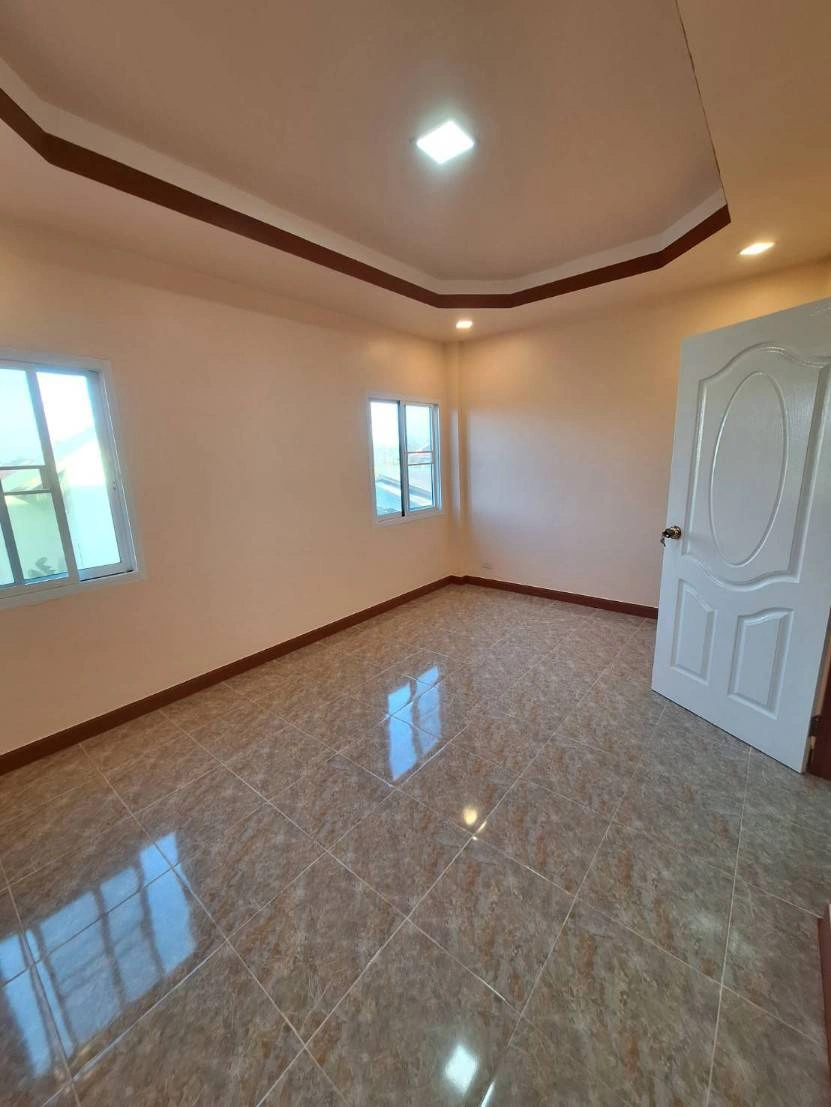 ขายบ้านทาวน์เฮ้าส์ รีโนเวทใหม่ หมู่บ้านบุราพันธ์ หนองจอก