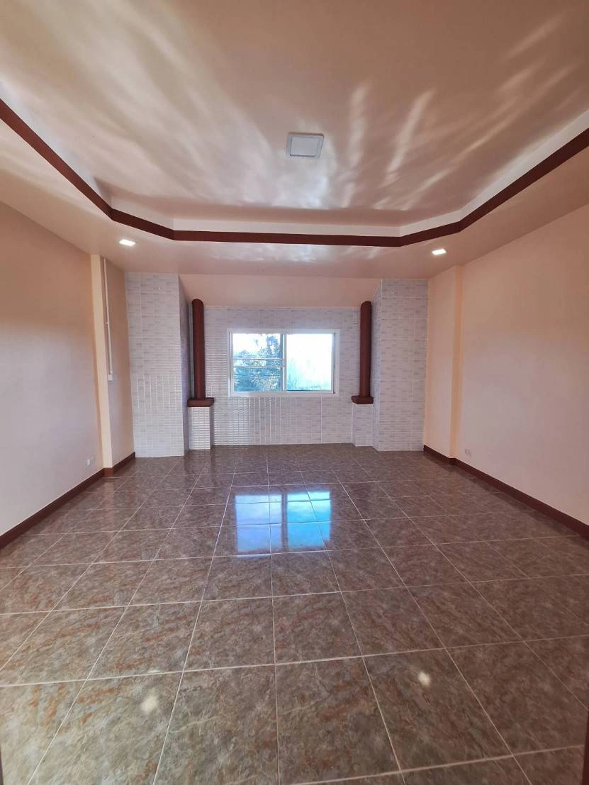 ขายบ้านทาวน์เฮ้าส์ รีโนเวทใหม่ หมู่บ้านบุราพันธ์ หนองจอก