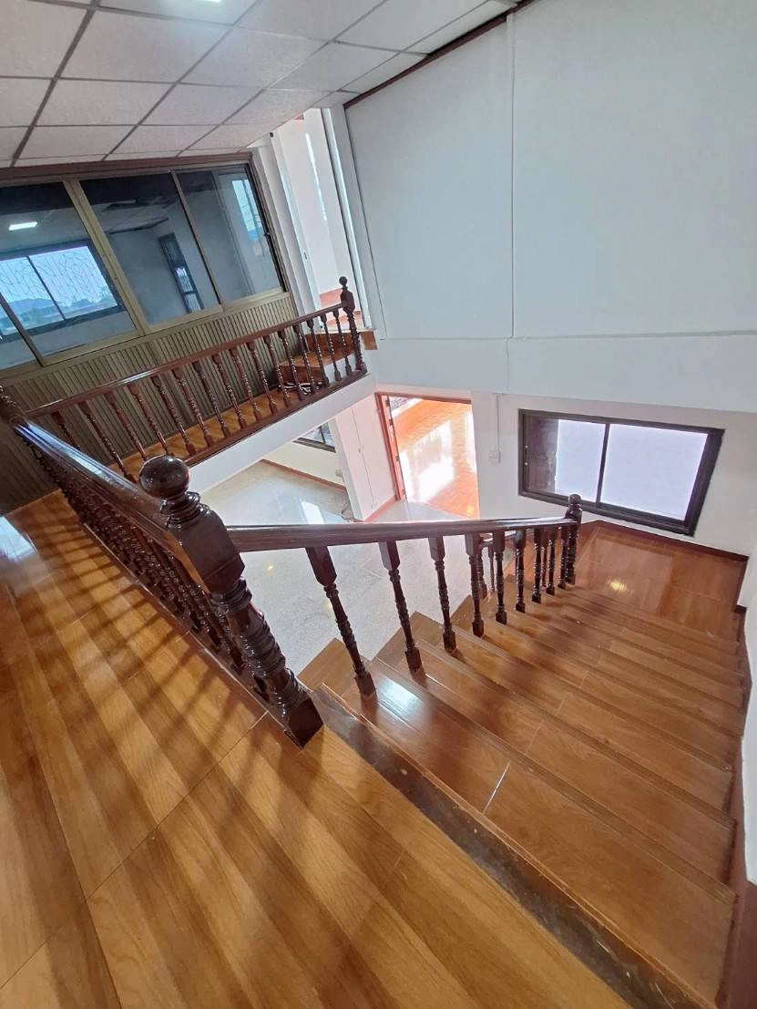 ขายบ้าน หมู่บ้านธันยพฤกษ์ ซอยผดุงพันธ์ 11 หนองจอก  บ้านสวยพร้อมอยู่