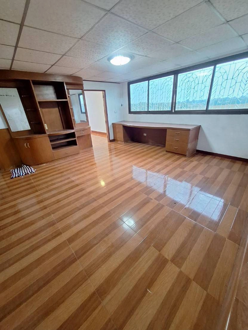 ขายบ้าน หมู่บ้านธันยพฤกษ์ ซอยผดุงพันธ์ 11 หนองจอก  บ้านสวยพร้อมอยู่