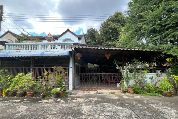 ขายที่ดินพร้อม ทาวน์เฮ้าส์ 2 ชั้นหลังมุม 50 ตรว.ซอยอินทามระ 43 แขวงรัชดาภิเษกรัชดาภิเษก เขตดินแดง กรุงเทพฯ ราคา 9,999,000 บาท