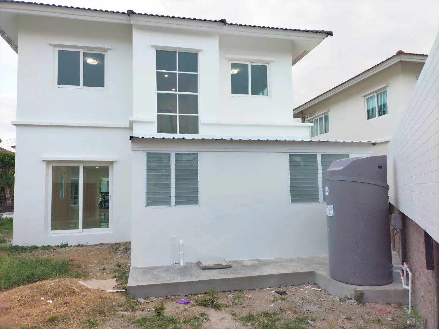 บ้านเดี่ยวตกเเต่งใหม่  ม.คาซ่าวิลล์ วัชรพล-สายไหม(มุม) ใกล้จุดขึ้นลงทางด่วน รามอินทรา-อาจณรงค์