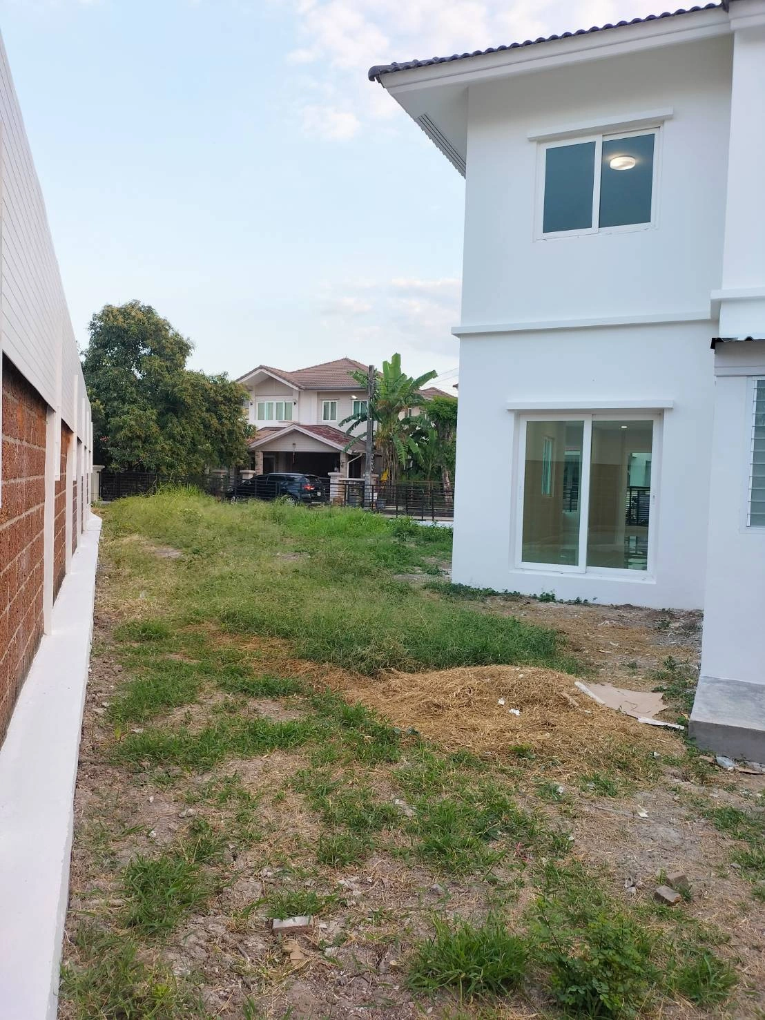 บ้านเดี่ยวตกเเต่งใหม่  ม.คาซ่าวิลล์ วัชรพล-สายไหม(มุม) ใกล้จุดขึ้นลงทางด่วน รามอินทรา-อาจณรงค์