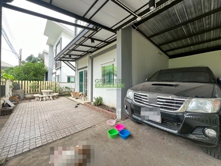 หมู่บ้านลลิลทาวน์ ไลโอ ลำลูกกา คลอง 4 – 5 ขายด่วน บ้านแฝด 2 ชั้น เนื้อที่ 35 ตร.ว ตกแต่งครบ ทำเลศักยภาพ