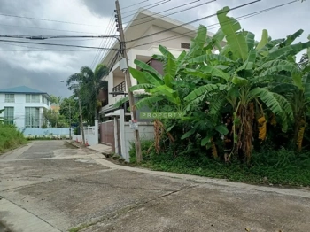 ขาย ที่ดินเปล่าพร้อมปลูกบ้าน ทำเลทอง ย่านรามคำแหง หมู่บ้านธารารมณ์ รามคำแหง 150 เนื้อที่ 67 ตร.ว บรรยากาศร่มรื่น ใกล้รถไฟฟ้าสายสีส้ม