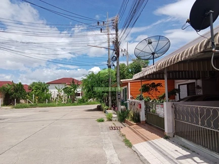 หมู่บ้านสกายปาร์ค ลพบุรีราเมศวร์ บางกล่ำ ขายด่วน ทาวน์เฮ้าส์ เนื้อที่ 27 ตร.ว ตกแต่งครบ สวย ทำเลดี ใกล้ตัวเมืองหาดใหญ่