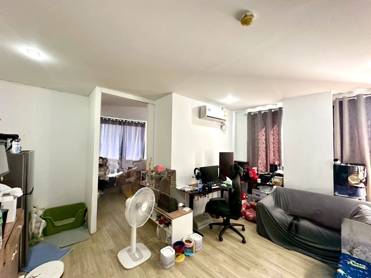 ขายถูกมาก  ไลท์สเตจ คอนโด Light Stage Condominium เอแบคบางนา  ห้องมุม ขายพร้อมผู้เช่า