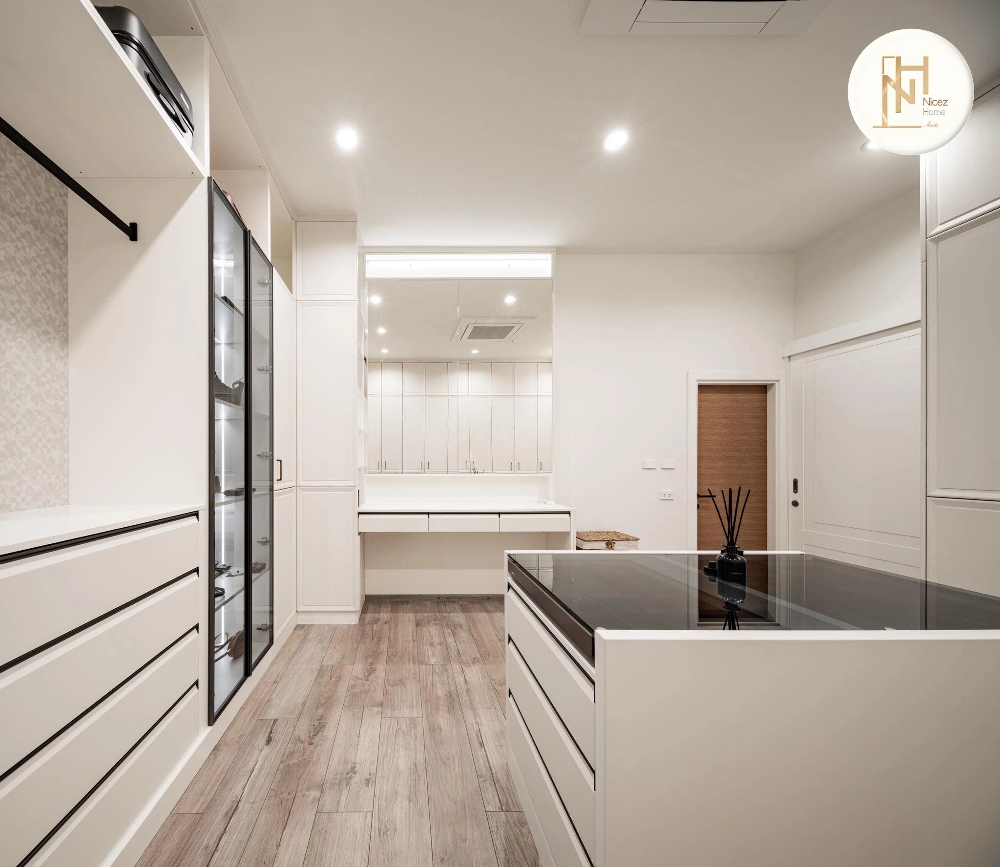 ขายบ้านเดี่ยวโมเดิร์น  สไตล์อบอุ่น แต่งสวย ใกล้ mrt ลาดพร้าว