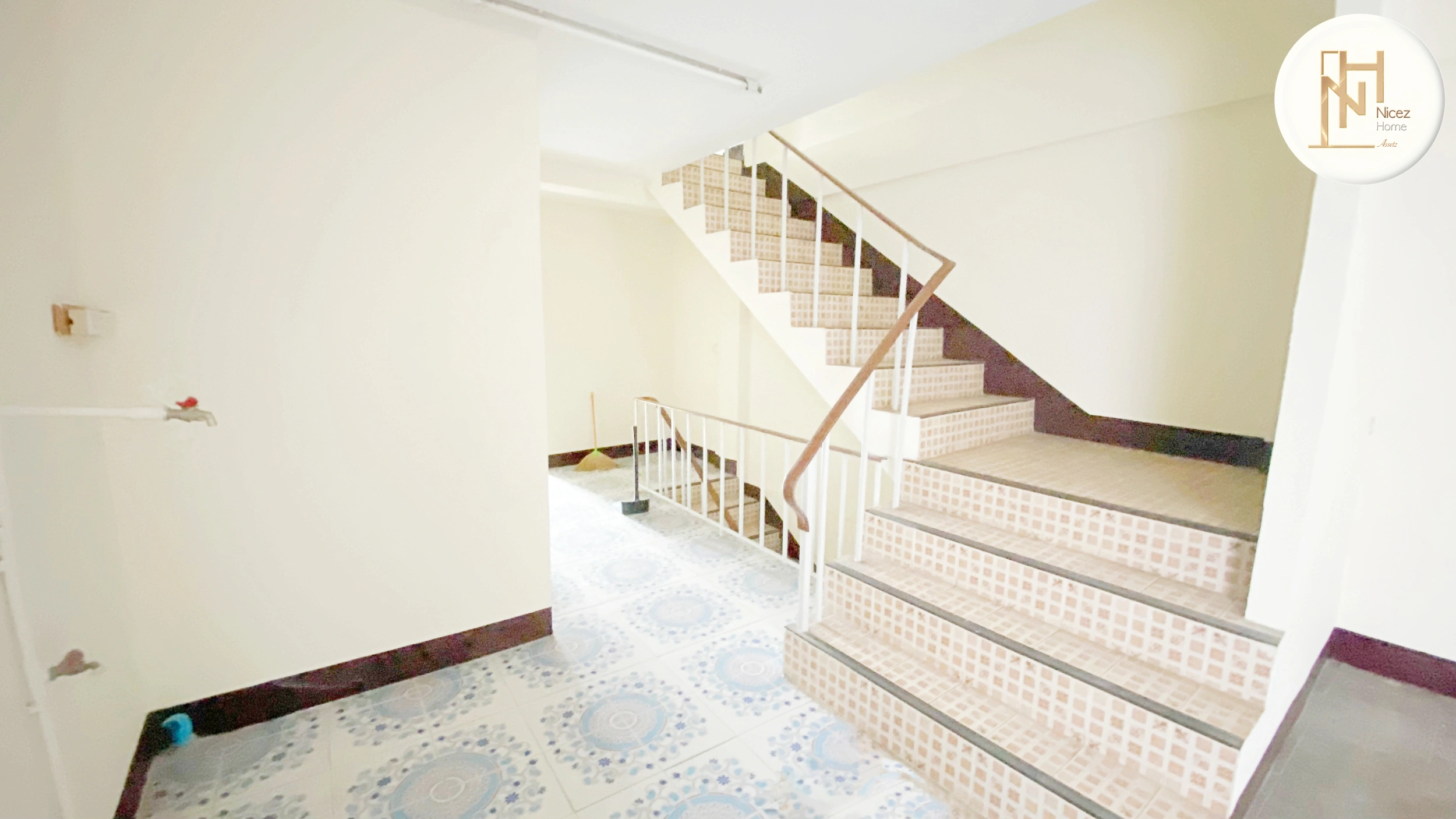 ขายอาคารพาณิชย์ ซอยสามัคคี สภาพสวย แหล่งชุมชน ใกล้ทางด่วนงามวงศ์วาน