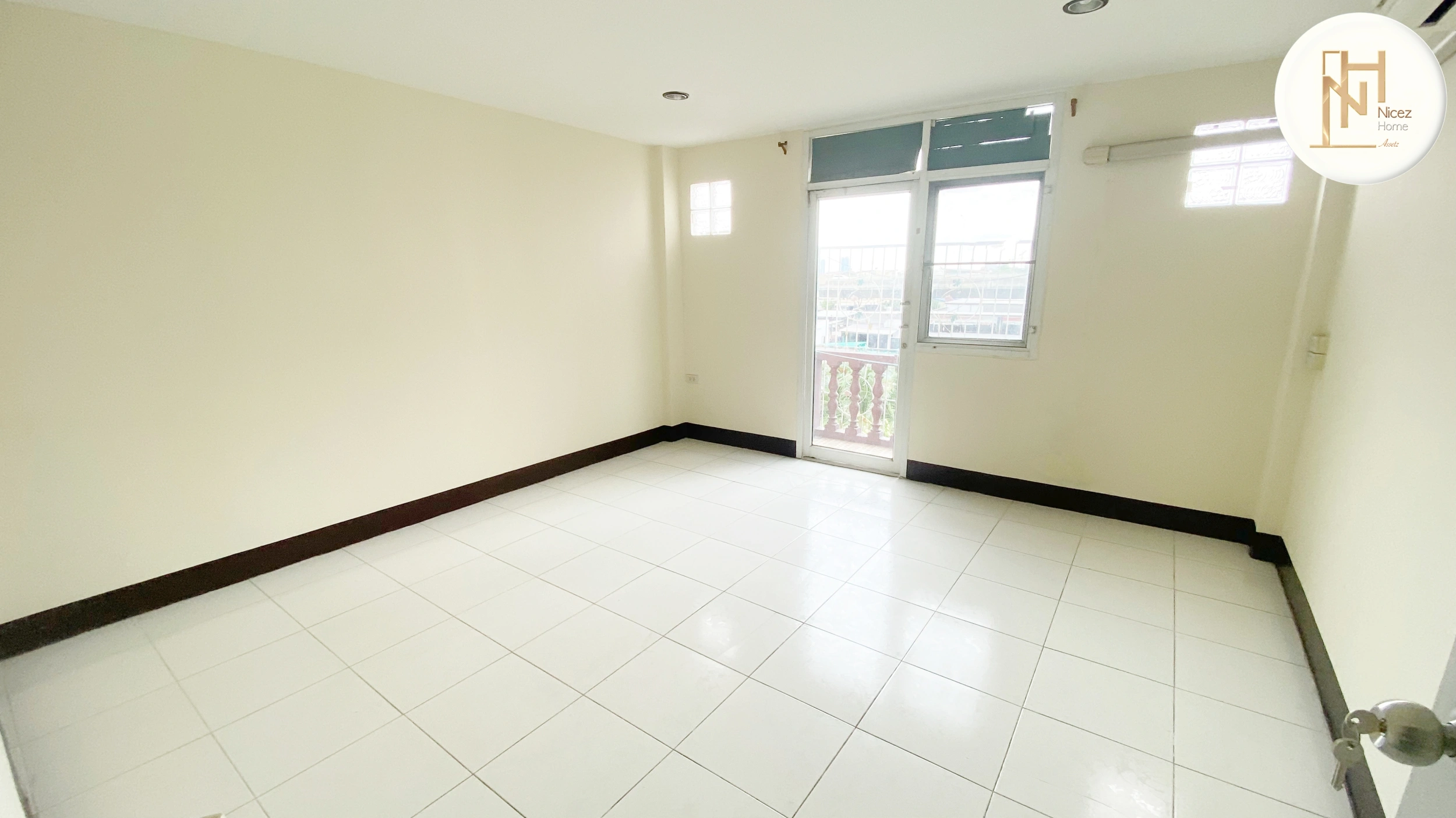 ขายอาคารพาณิชย์ ซอยสามัคคี สภาพสวย แหล่งชุมชน ใกล้ทางด่วนงามวงศ์วาน