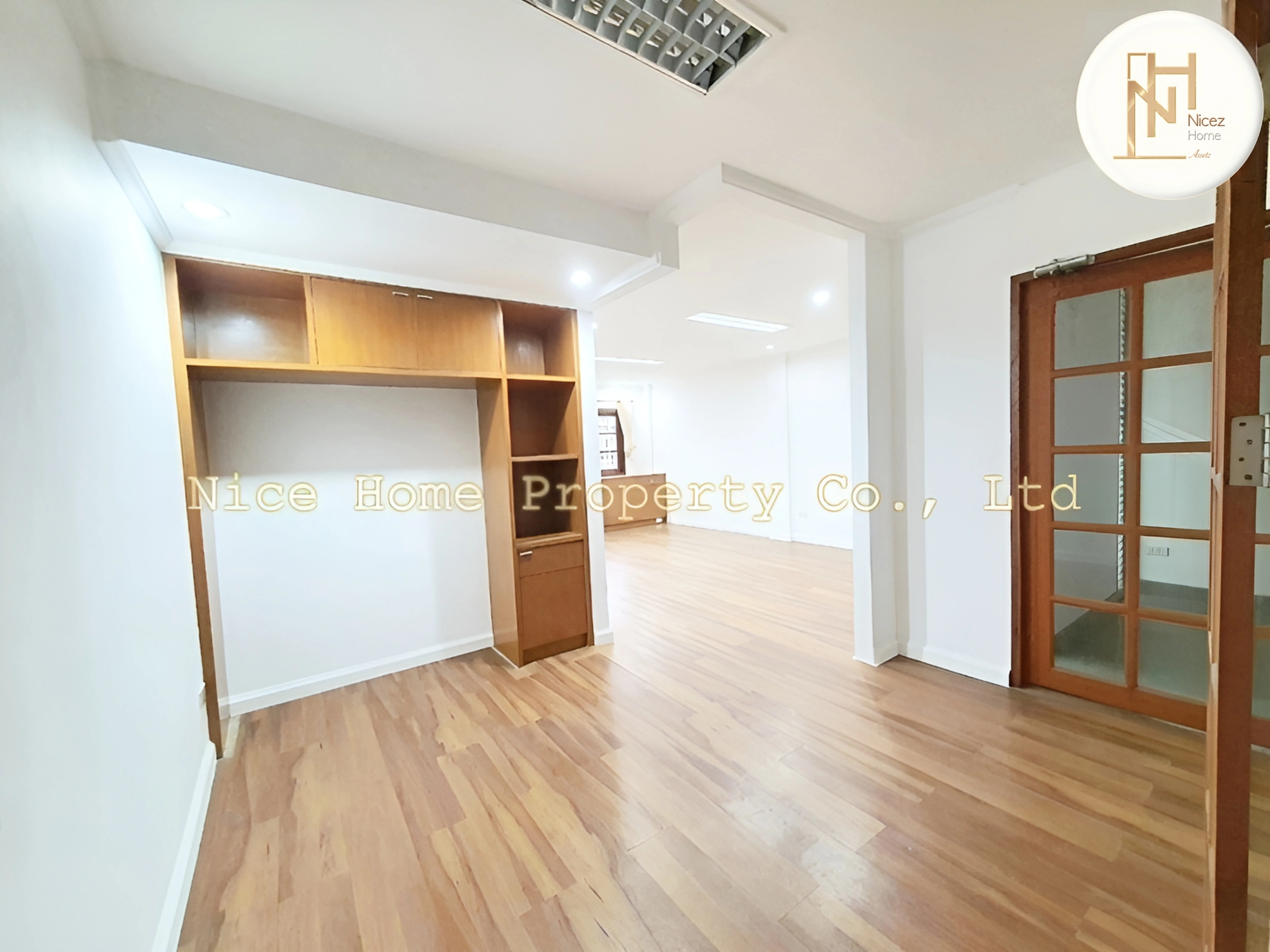 ขายโฮมออฟฟิศ ติดถนนสิรินธร สภาพสวย ทำเลดี ใกล้ตั้งฮั่วเส็ง