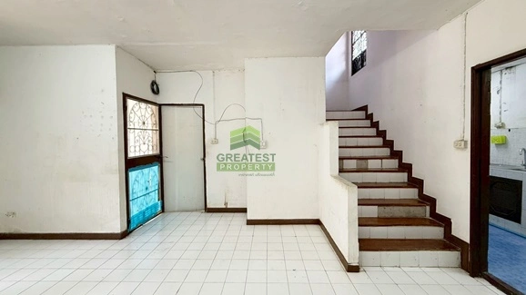 หมู่บ้านพฤกษา 7 ลำลูกกา ขายด่วน ทาวน์เฮ้าส์ 2 ชั้น เนื้อที่ 18 ตร.ว ทำเลศักยภาพ ติดถนนหลัก