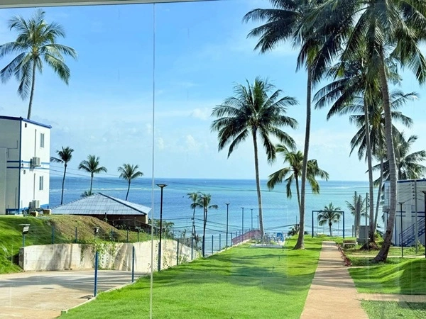 โปรโมชั่น พิเศษ ปีใหม่ (MADOL) มาดลรีสอร์ท เกาะสมุย มาว่ายนํ้า อาบแดด หรือผ่อนคลายและชมวิว พักผ่อนหย่อนใจ โทร. 0641952773