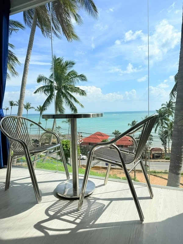 โปรโมชั่น พิเศษ ปีใหม่ (MADOL) มาดลรีสอร์ท เกาะสมุย มาว่ายนํ้า อาบแดด หรือผ่อนคลายและชมวิว พักผ่อนหย่อนใจ โทร. 0641952773