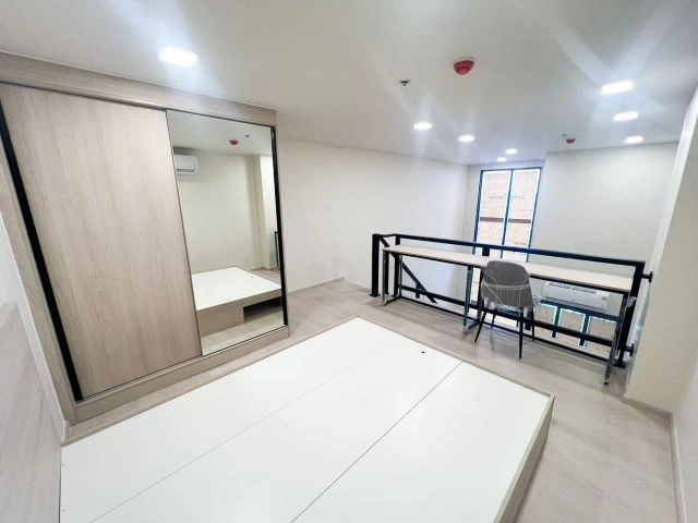 CM04360 ขายดาวน์ คอนโด โฟล บาย แสนสิริ FLO by Sansiri คอนโดมิเนียม ถนนสมเด็จเจ้าพระยา