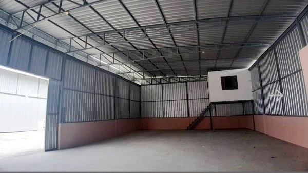 โกดังให้เช่ากรุงเทพกรีฑา ทำเลทอง 330 ตร.ม. 2 ออฟฟิช 2 ห้องน้ำ ระบบไฟฟ้า และประปา ติดตั้งใหม่ , CCTV ทั่วรอบโครงการ