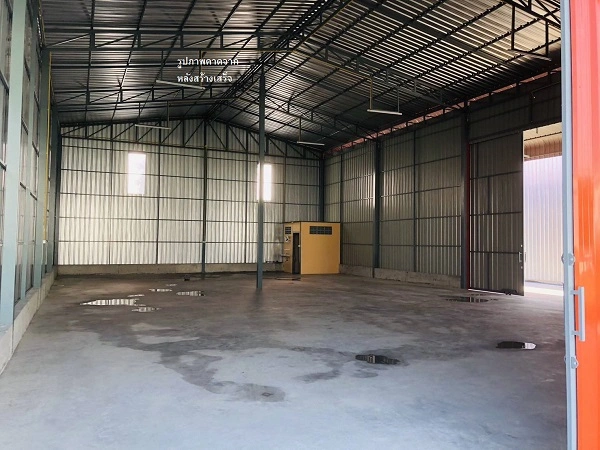 ให้เช่าโกดังสร้างใหม่ให้เช่า ลาดพร้าว 91 มี 2 ขนาด 280ตรมและ 560 ตรม พร้อมอยู่ 25 ธค 68 ใกล้สถานนีรถไฟฟ้าสายสีเหลือง