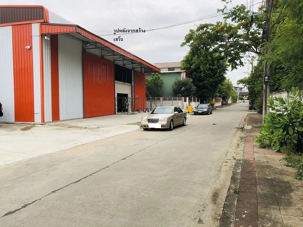ให้เช่าโกดังสร้างใหม่ให้เช่า ลาดพร้าว 91 มี 2 ขนาด 280ตรมและ 560 ตรม พร้อมอยู่ 25 ธค 68 ใกล้สถานนีรถไฟฟ้าสายสีเหลือง