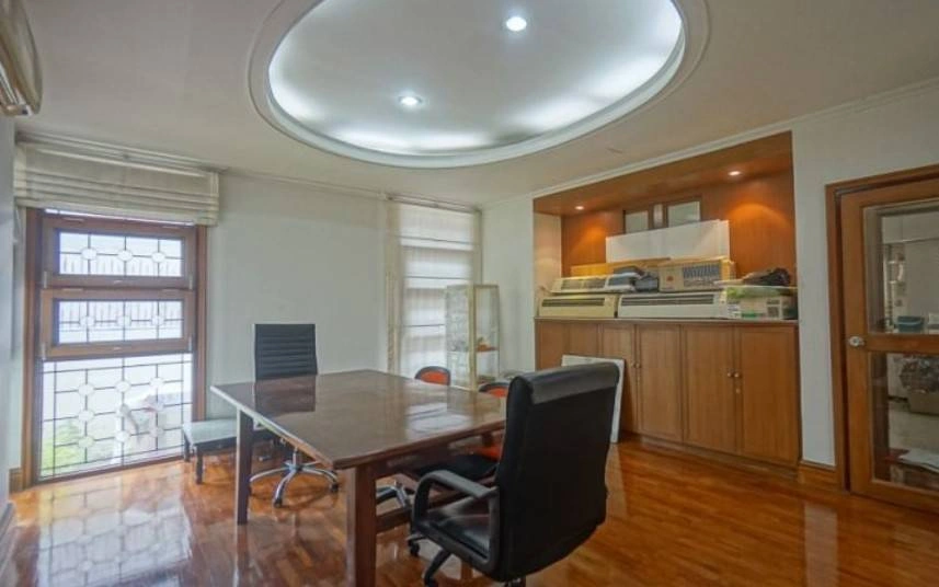 ขาย บ้าน ในโครงการ หมู่บ้านมหาดไทย1 101 ตรว 4 นอน 5 น้ำ East Eng 中 日 Please add LINE ID 806qphgn(มีแอดด้วย) o8415o5483