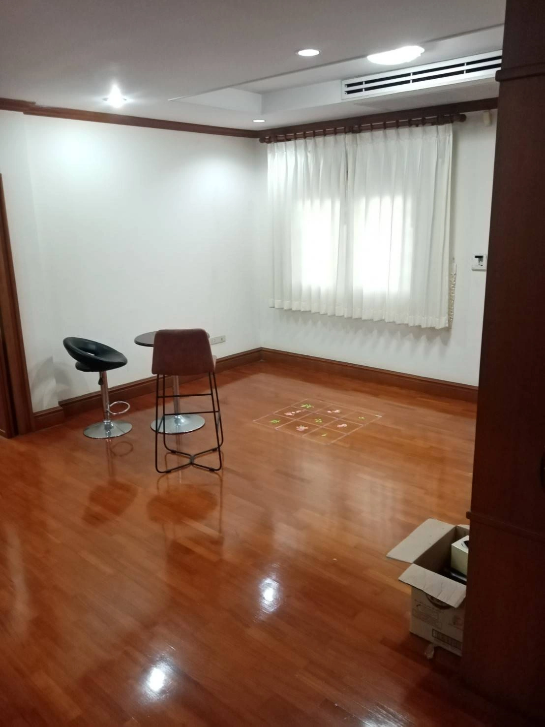 ขาย บ้าน ในโครงการ หมู่บ้านมหาดไทย1 101 ตรว 4 นอน 5 น้ำ East Eng 中 日 Please add LINE ID 806qphgn(มีแอดด้วย) o8415o5483