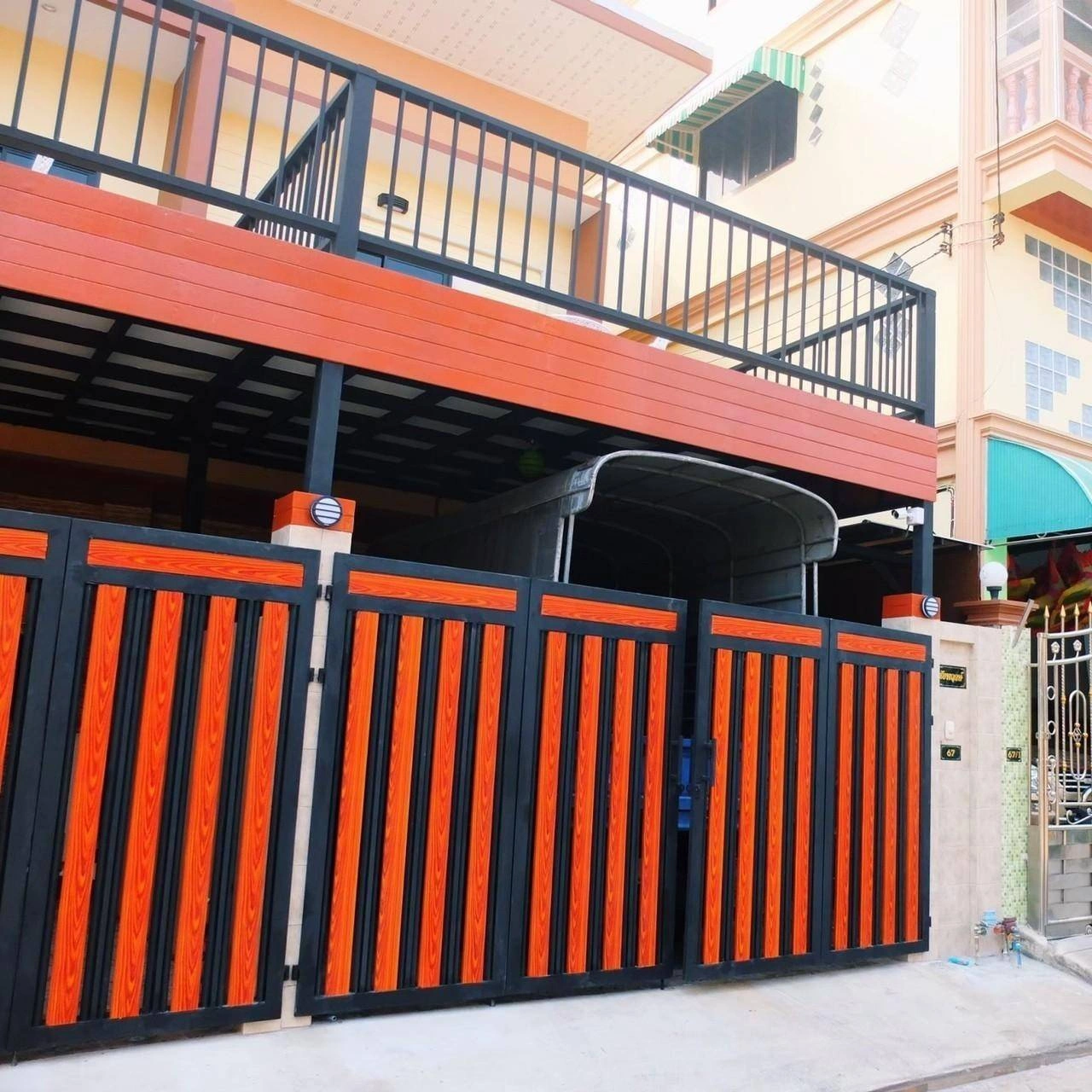 บ้านเช่า ทาวน์โฮม2ชั้น ที่ซอยวชิรธรรมสาธิต53 สะดวก เฟอร์ครบ