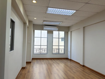 ให้เช่าโฮมออฟฟิศลาดพร้าว บ้านกลางเมืองรัชดา ลาดพร้าว ทาวน์โฮม4ชั้น ใกล้MRTลาดพร้าว โครงการติดถนนใหญ่