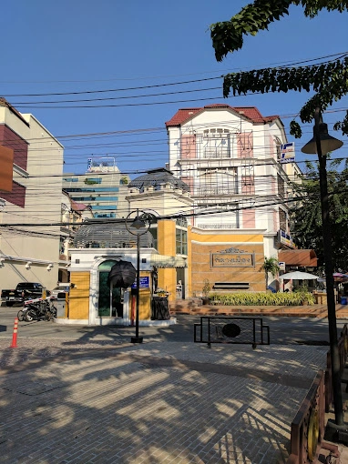 ให้เช่าโฮมออฟฟิศลาดพร้าว บ้านกลางเมืองรัชดา ลาดพร้าว ทาวน์โฮม4ชั้น โฮมออฟฟิศใกล้MRTลาดพร้าว โครงการติดถนนใหญ่ บ้านเช่าใกล้รถไฟฟ้า