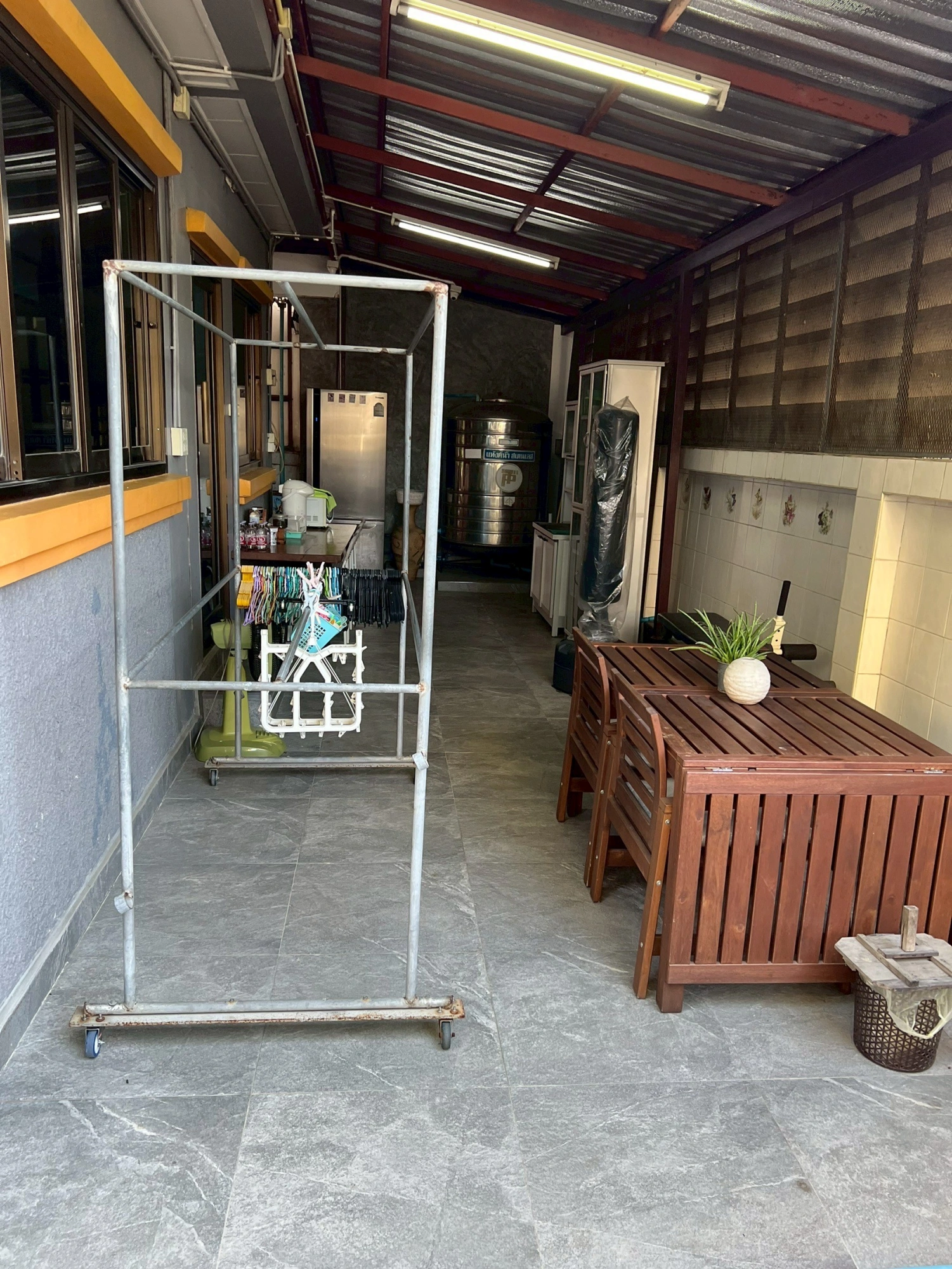 บ้านสวนริมธาร 2  (ถนนตัดใหม่ พรานนก-พุทธมณฑลสาย 4)