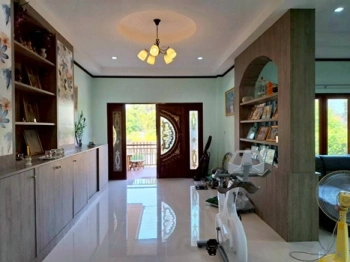 ขายที่ดินพร้อมสิ่งปลูกสร้าง อพาร์ทเม้นท์ + บ้านเดี่ยว เนื้อที่รวม 1 ไร่ 39 ตารางวา อำเภอบ้านลาด จังหวัดเพชรบุรี ราคา 19,000,000 บาท