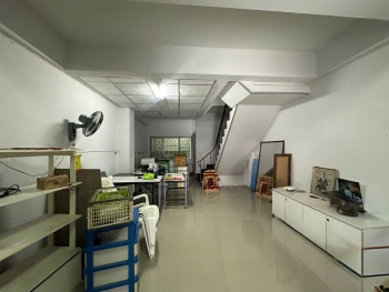 ทาวน์เฮ้าส์ 2 ชั้น 17 ตร.ว. สภาพดีพร้อมเข้าอยู่ หมู่บ้านเทพมงคล ปทุมธานี ใกล้เมืองทองธานี ซอยเทคโนแหลมทอง ถนนกรุงเทพ-ปทุมธานี เมืองปทุมธานี ปทุมธานี