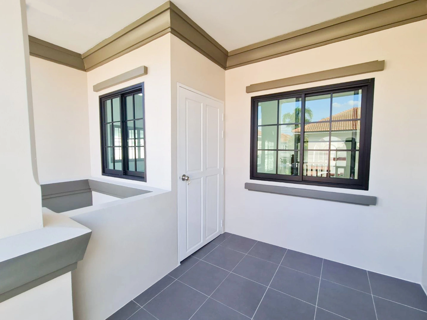 บ้านเดี่ยว ภัสสร 1 คลอง 3 ทำเลทองคลอง 3 ใกล้ Big C และใกล้ฟิวเจอร์พาร์ค รังสิต เดินทางสะดวกเชื่อมต่อรังสิต-คลองหลวง-วงแหวนฯ บ้านรีโนเวทใหม่กริ๊บทั้งหลัง