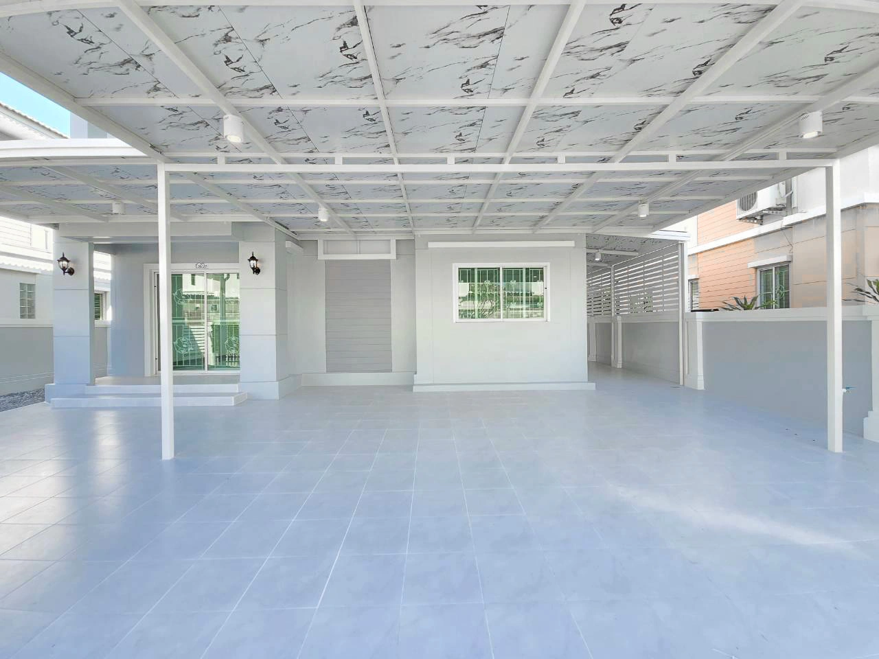 ทำเลหาของกินง่าย! ใกล้บิ๊กซี คลอง 3 บ้านเดี่ยวพฤกษาวิลเลจ 29 รีโนเวทใหม่สภาพนางฟ้า เชื่อมต่อรังสิต-นครนายก ใกล้ทางด่วนวงแหวนฯ & รถไฟฟ้าสายสีแดง เข้าเมืองสบายสุดๆ จ่ายแค่ 3.89 ลบ. ได้บ้าน 50.5 ตร.ว.