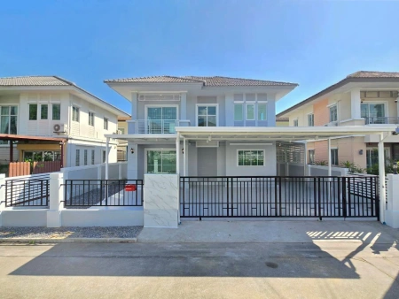 ทำเลหาของกินง่าย! ใกล้บิ๊กซี คลอง 3 บ้านเดี่ยวพฤกษาวิลเลจ 29 รีโนเวทใหม่สภาพนางฟ้า เชื่อมต่อรังสิต-นครนายก ใกล้ทางด่วนวงแหวนฯ & รถไฟฟ้าสายสีแดง เข้าเมืองสบายสุดๆ จ่ายแค่ 3.89 ลบ. ได้บ้าน 50.5 ตร.ว.