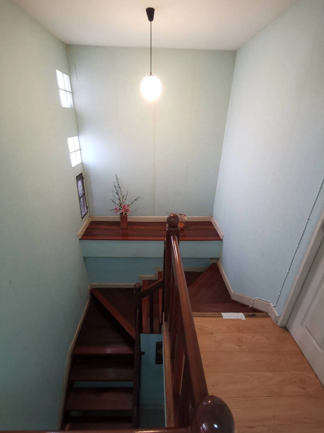 ม. ชวนชื่น ปิ่นเกล้า-วงแหวน ปลายบาง ถนนกาญจนาภิเษก  เข้าซอยเพียง 1.3 กม.(ซ.วัดส้มเกลี้ยง) ไกล้ Lotus พลัสมอลล์ ,ไกล้ Central เวสต์เกต  ไกล้โรงเรียนเทพศิรินทร์