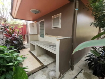 ม. ชวนชื่น ปิ่นเกล้า-วงแหวน ปลายบาง ถนนกาญจนาภิเษก  เข้าซอยเพียง 1.3 กม.(ซ.วัดส้มเกลี้ยง) ไกล้ Lotus พลัสมอลล์ ,ไกล้ Central เวสต์เกต  ไกล้โรงเรียนเทพศิรินทร์