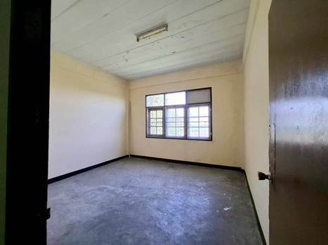 ขายอาคารพาณิชย์ 3.5 ชั้น ศรีประจักษ์วิลล่า 1-2 (รามคำแหง 156)  เขตสะพานสูง กรุงเทพมหานคร    ราคา 3,700,000  บาท